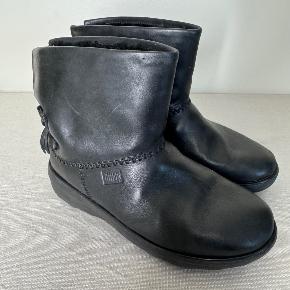 Fitflop Mukluk Shorty II Shearling -lined Tie Back Boots Black Size 7